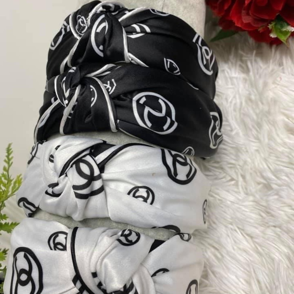 Knot or bow headband